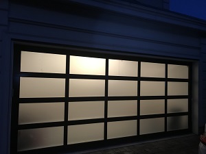 豪华铝框玻璃车库门